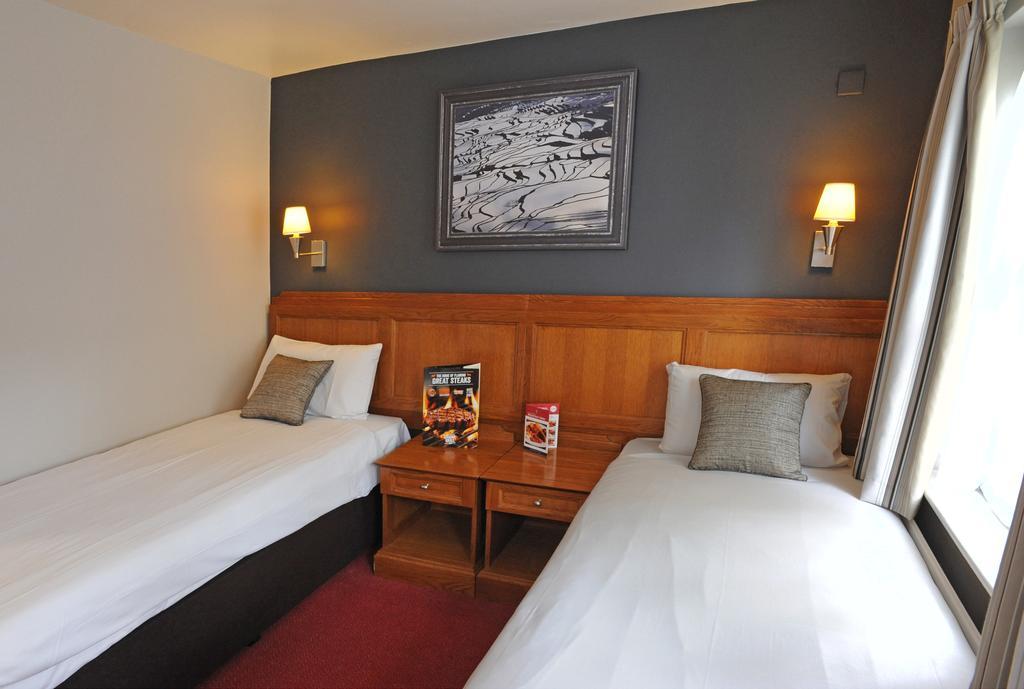 Brentwood Inn By Greene King Inns ロザーハム 部屋 写真